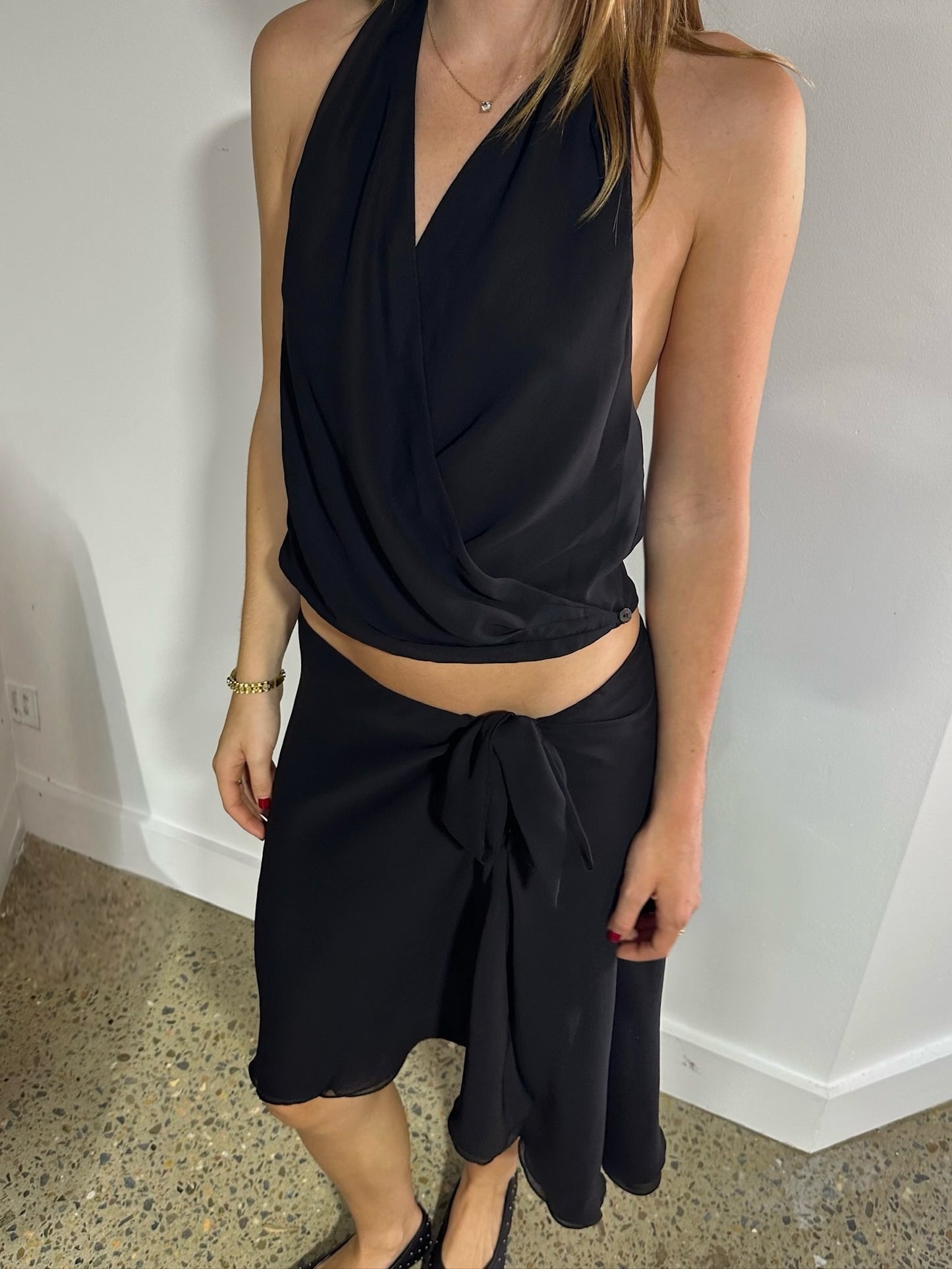 LUNE HALTER - BLACK