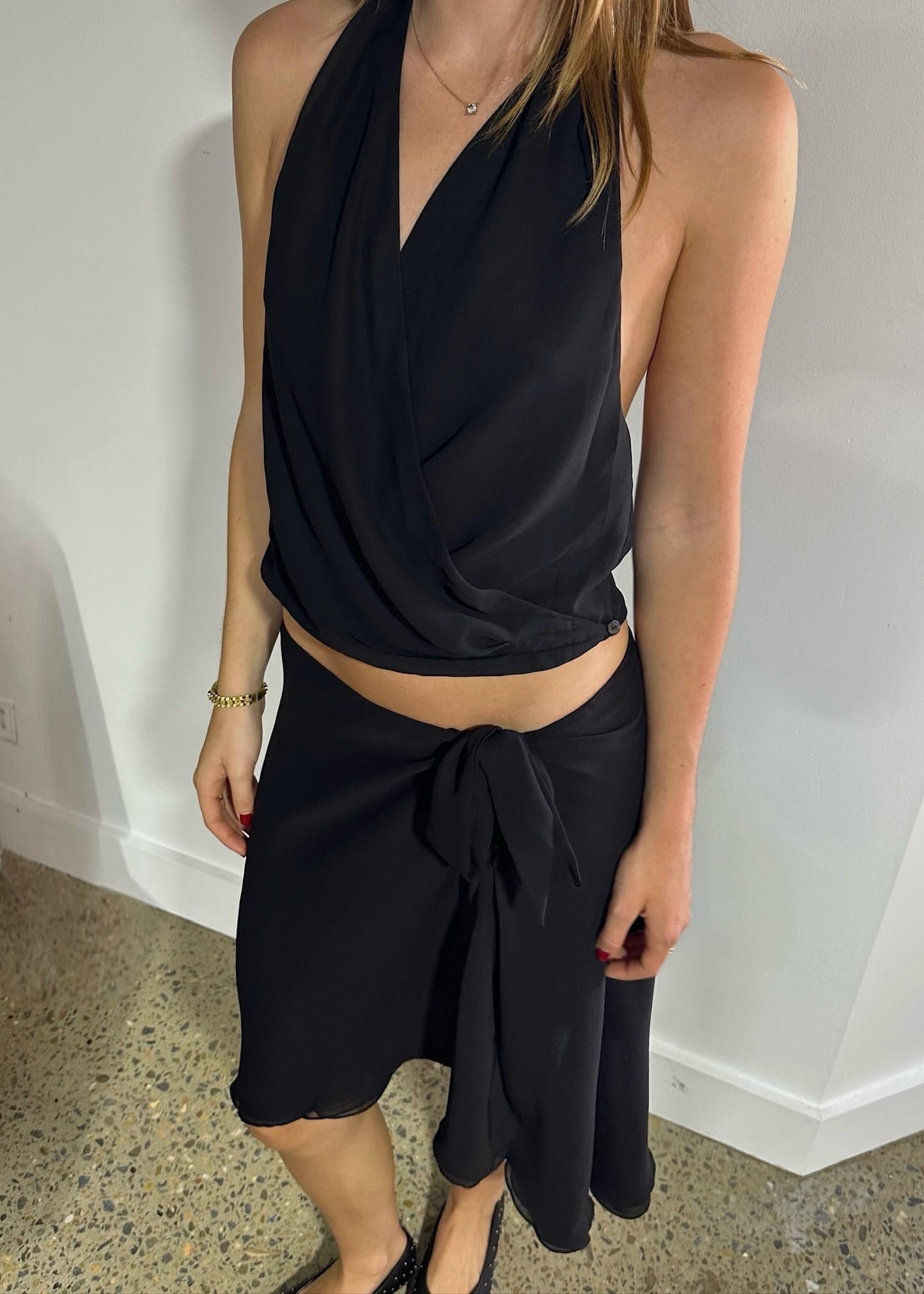LUNE HALTER - BLACK