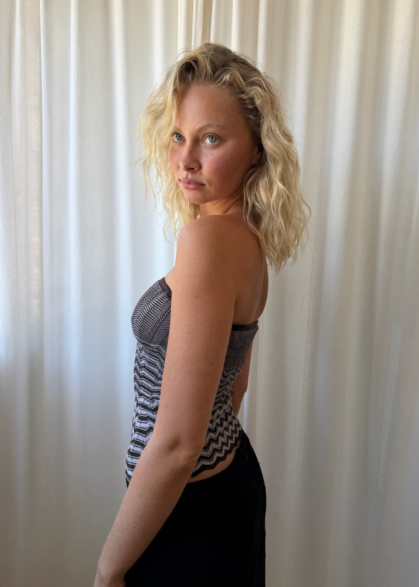 KNIT CHEVRON TUBE TOP - CHOC GREY