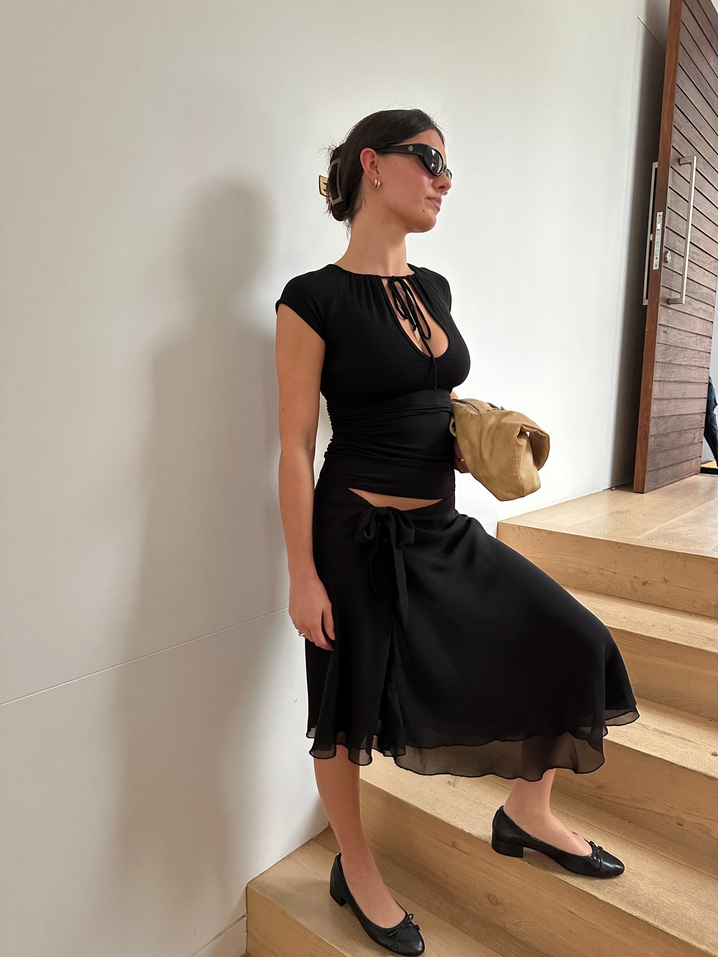 PREORDER 2 WEEKS - KEYHOLE MULTI WEAR TOP - BLACK