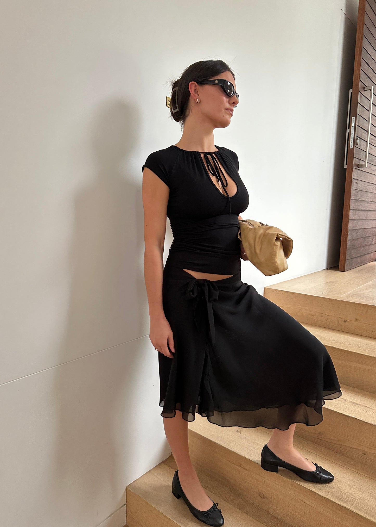 PREORDER 2 WEEKS - KEYHOLE MULTI WEAR TOP - BLACK