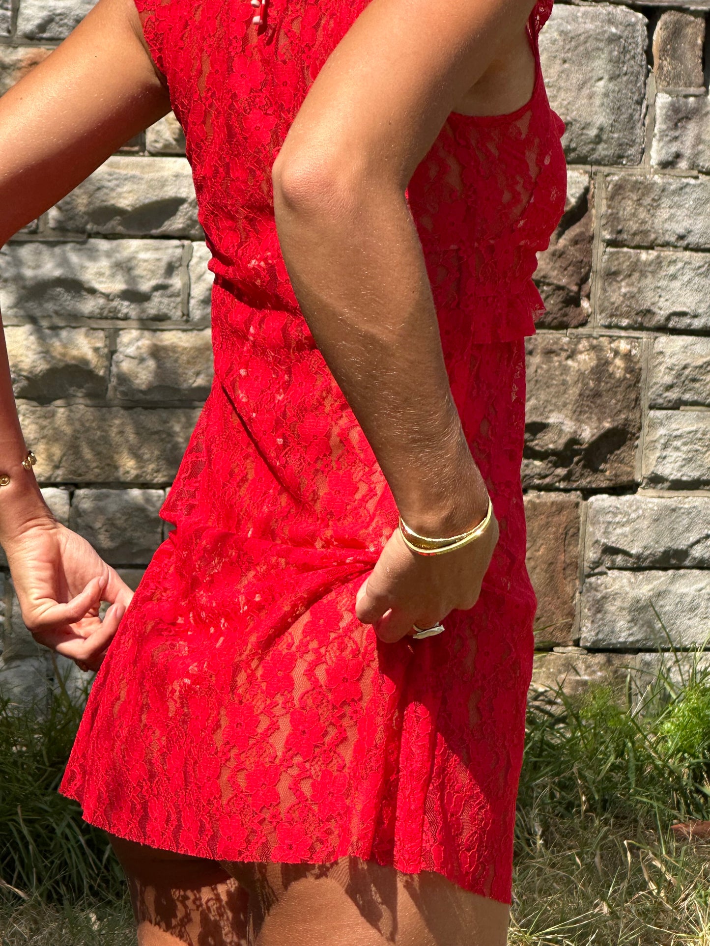 LACE MINI DRESS - RED