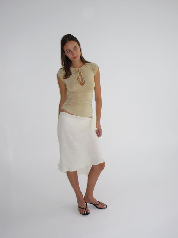 KEYHOLE MULTI WEAR TOP - BUTTER