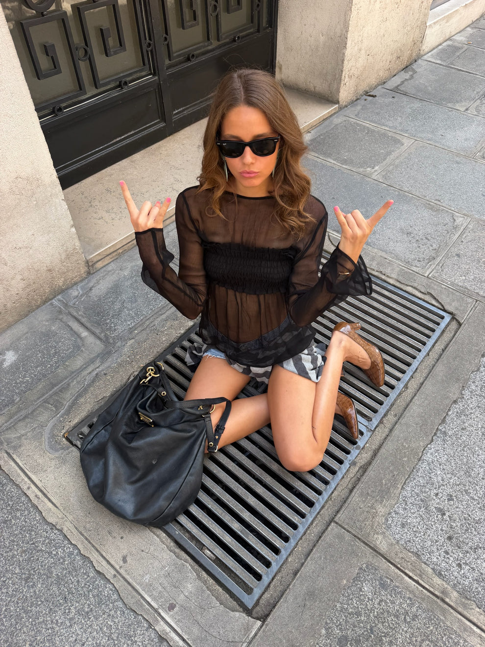 VEIL BLOUSE - BLACK