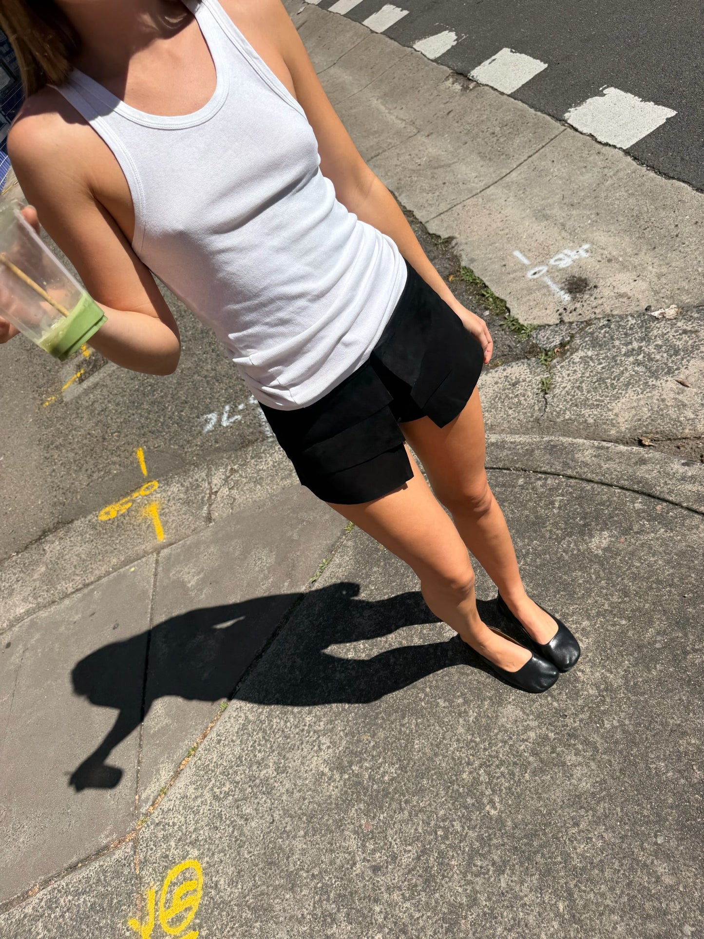 SUEDE MINI SHORTS - BLACK