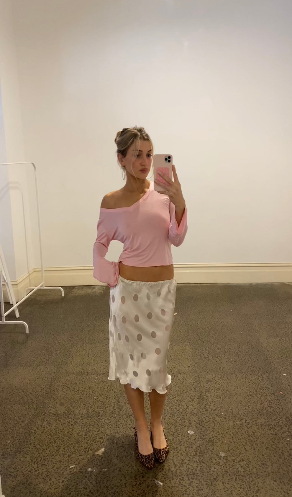 COTTON BABY PINK V-NECK