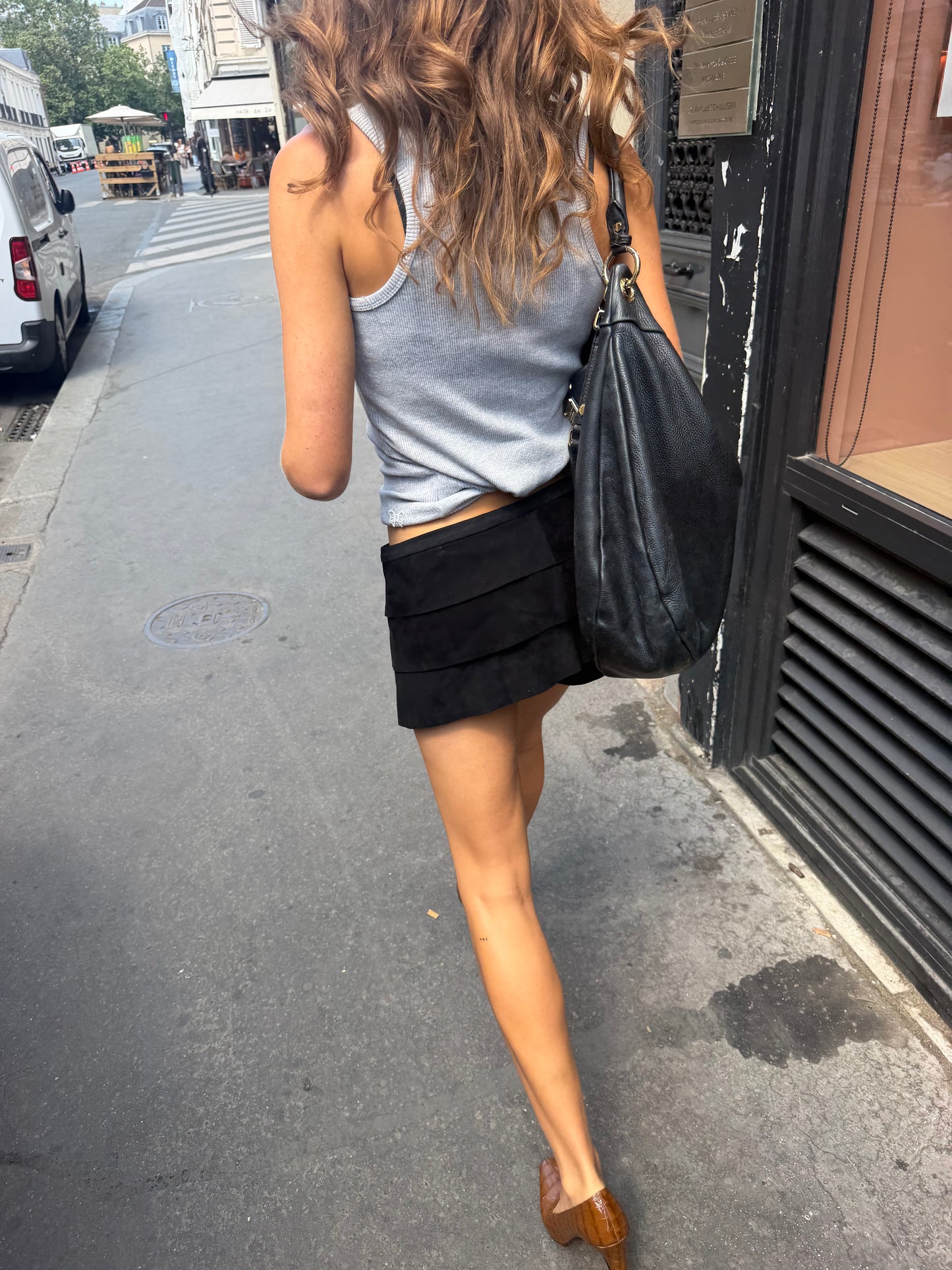 SUEDE MINI SHORTS - BLACK