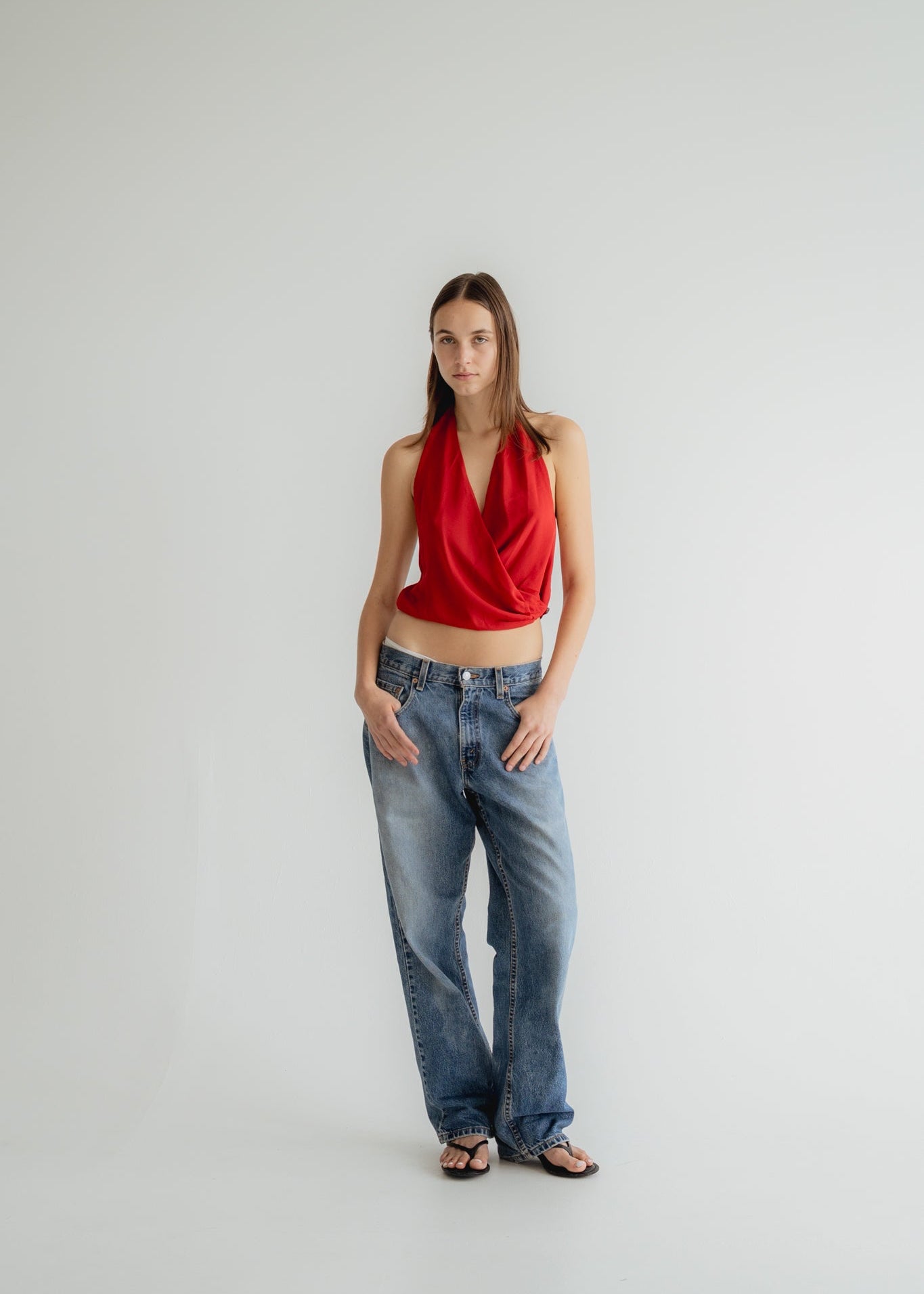 LUNE HALTER - CRIMSON